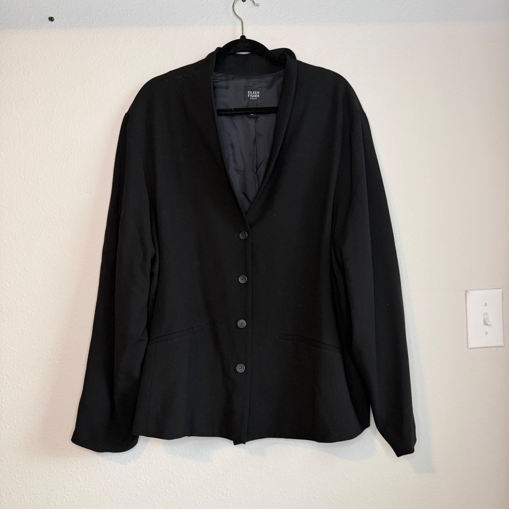 Eileen Fisher Merino Wool Blazer Size 2X 4 Button Jacket Quiet Luxury Minimalist